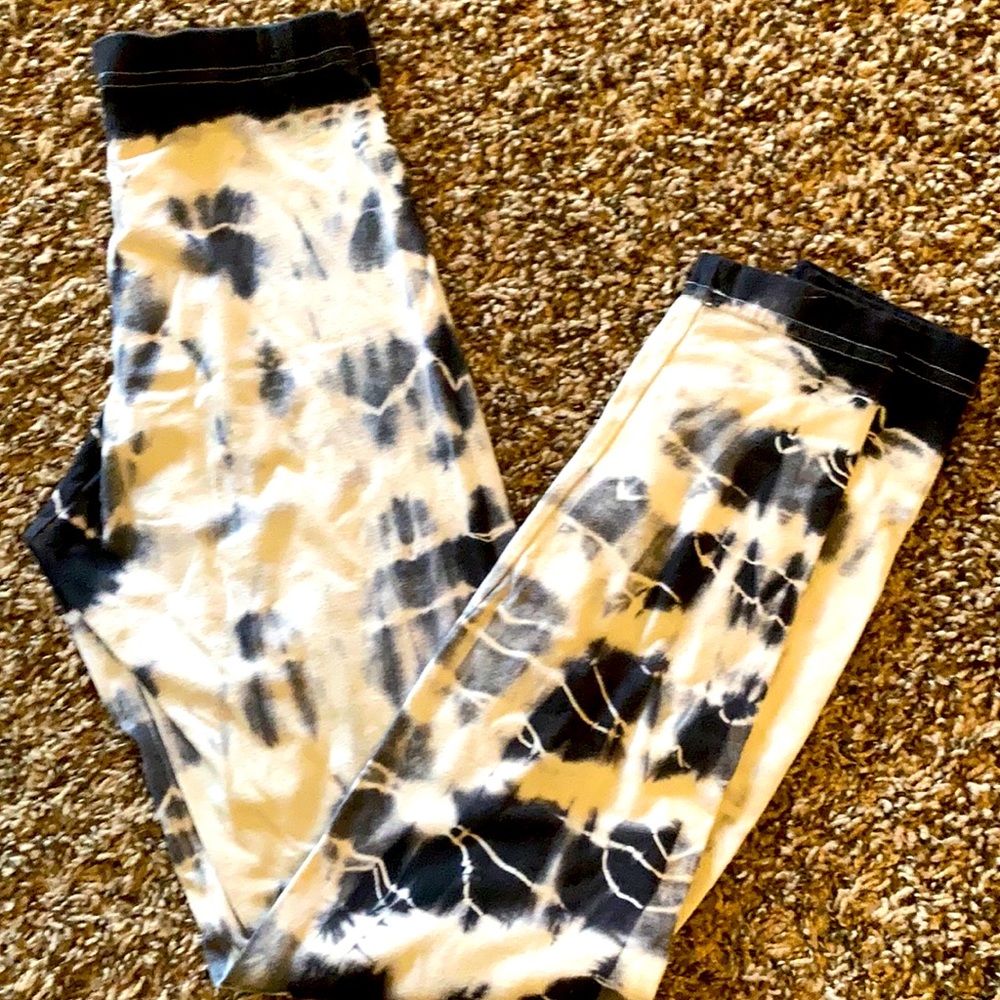 American apparel tie dye leggings. Size XS